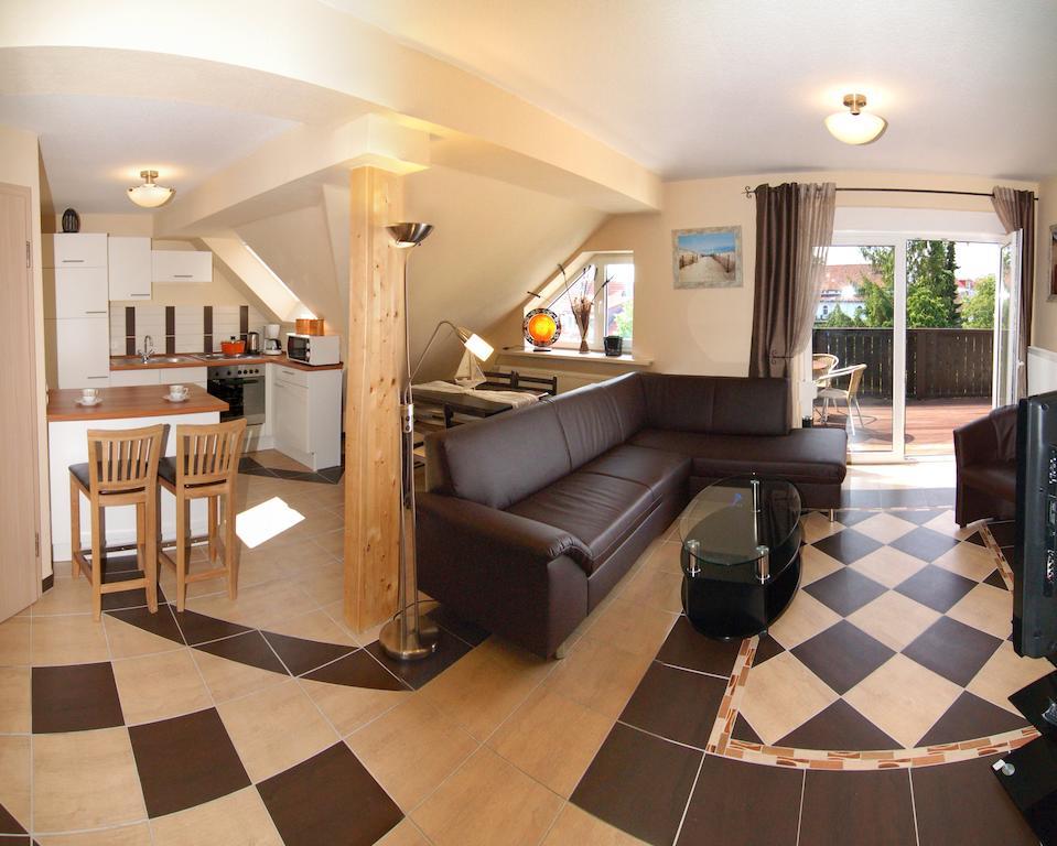 Nanis Hotel & Appartements Steinhude Quarto foto